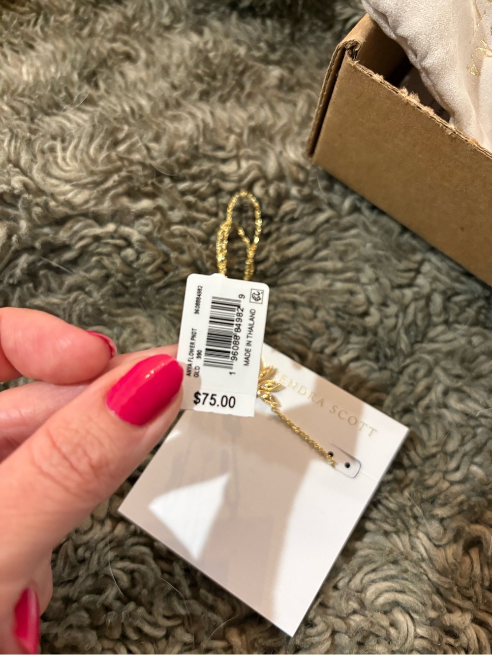 Kendra Scott Gold Opalescent Pink Daisy Pendant Necklace - Picture 6 of 6